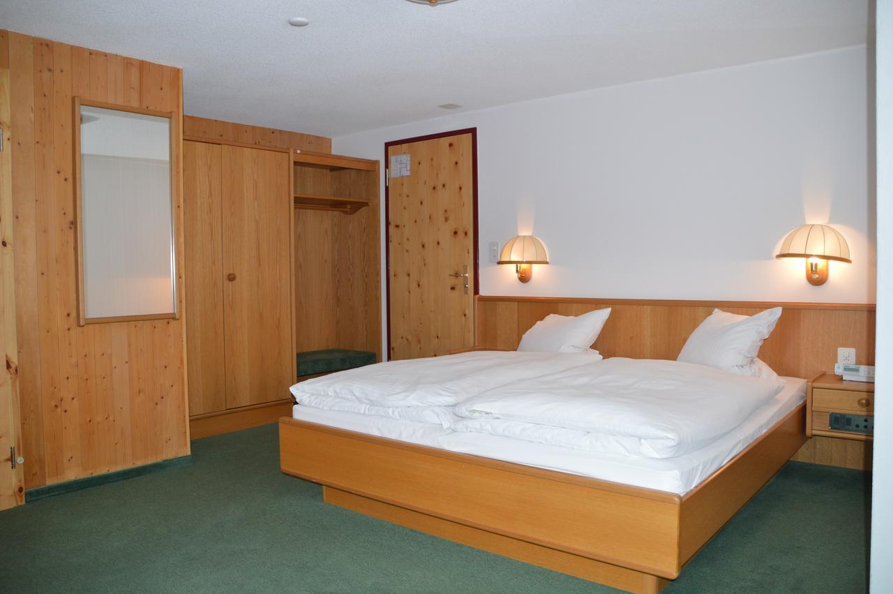 Hotel Seeblick Sufers Exterior photo