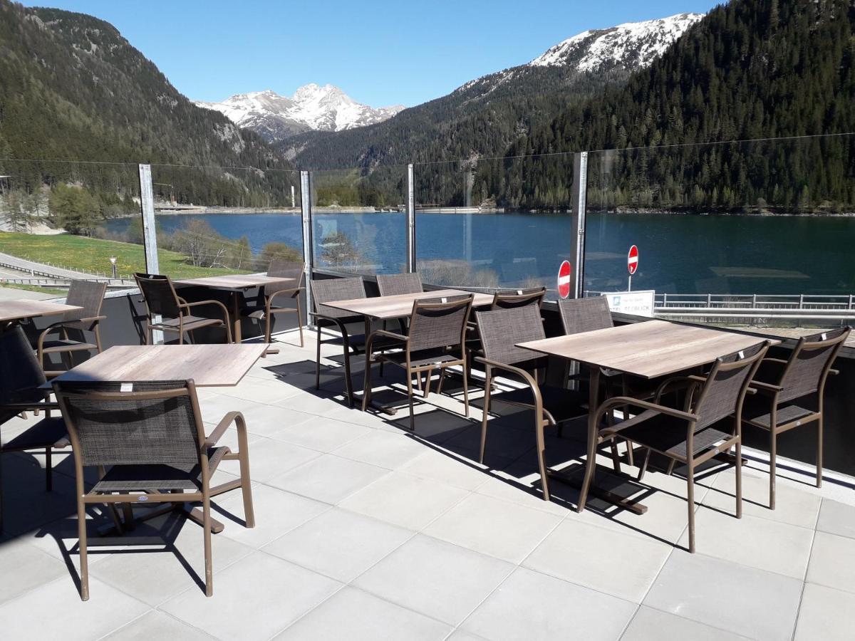 Hotel Seeblick Sufers Exterior photo